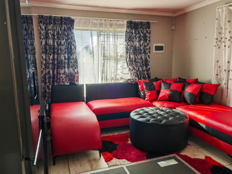 3 Bedroom Property for Sale in Heidedal Free State